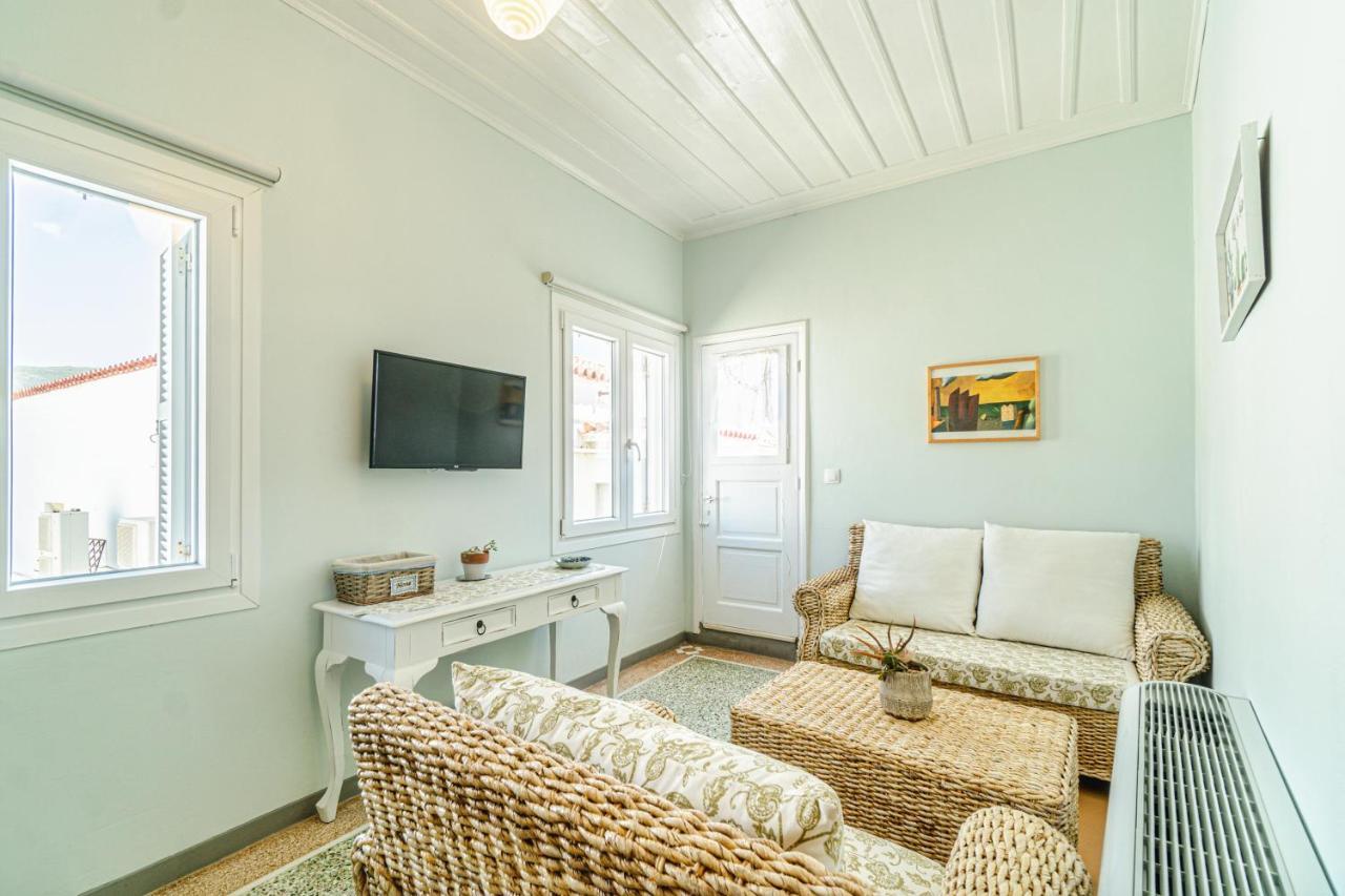 Castel Abaso Boutique Apartments By Explore Andros Luaran gambar