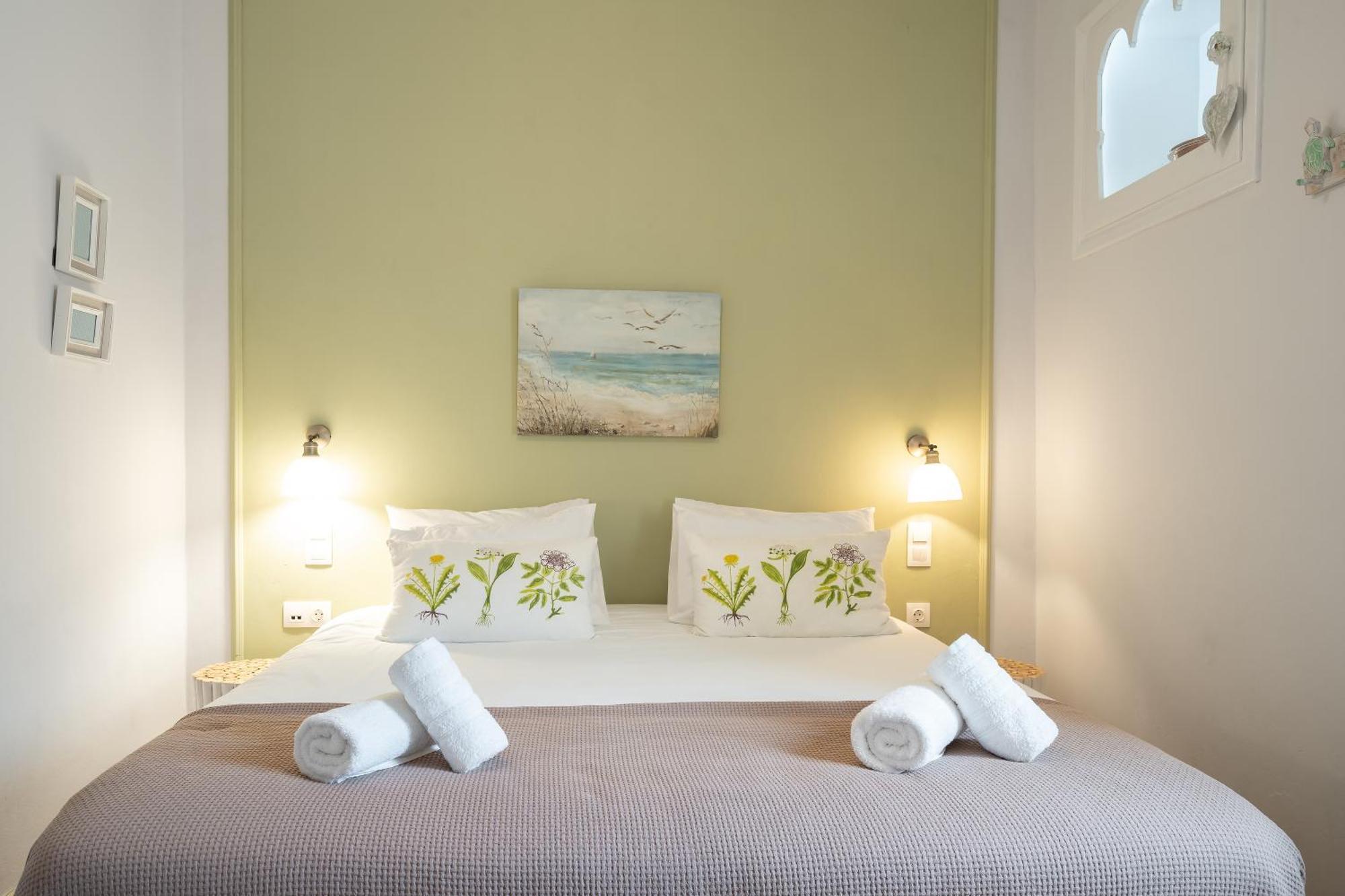 Castel Abaso Boutique Apartments By Explore Andros Luaran gambar