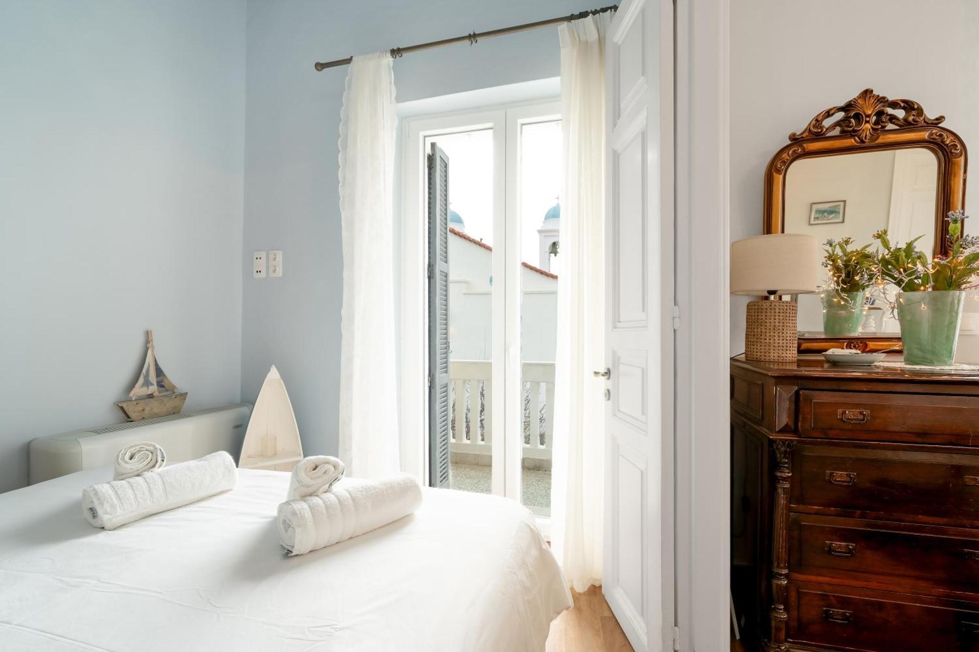 Castel Abaso Boutique Apartments By Explore Andros Luaran gambar