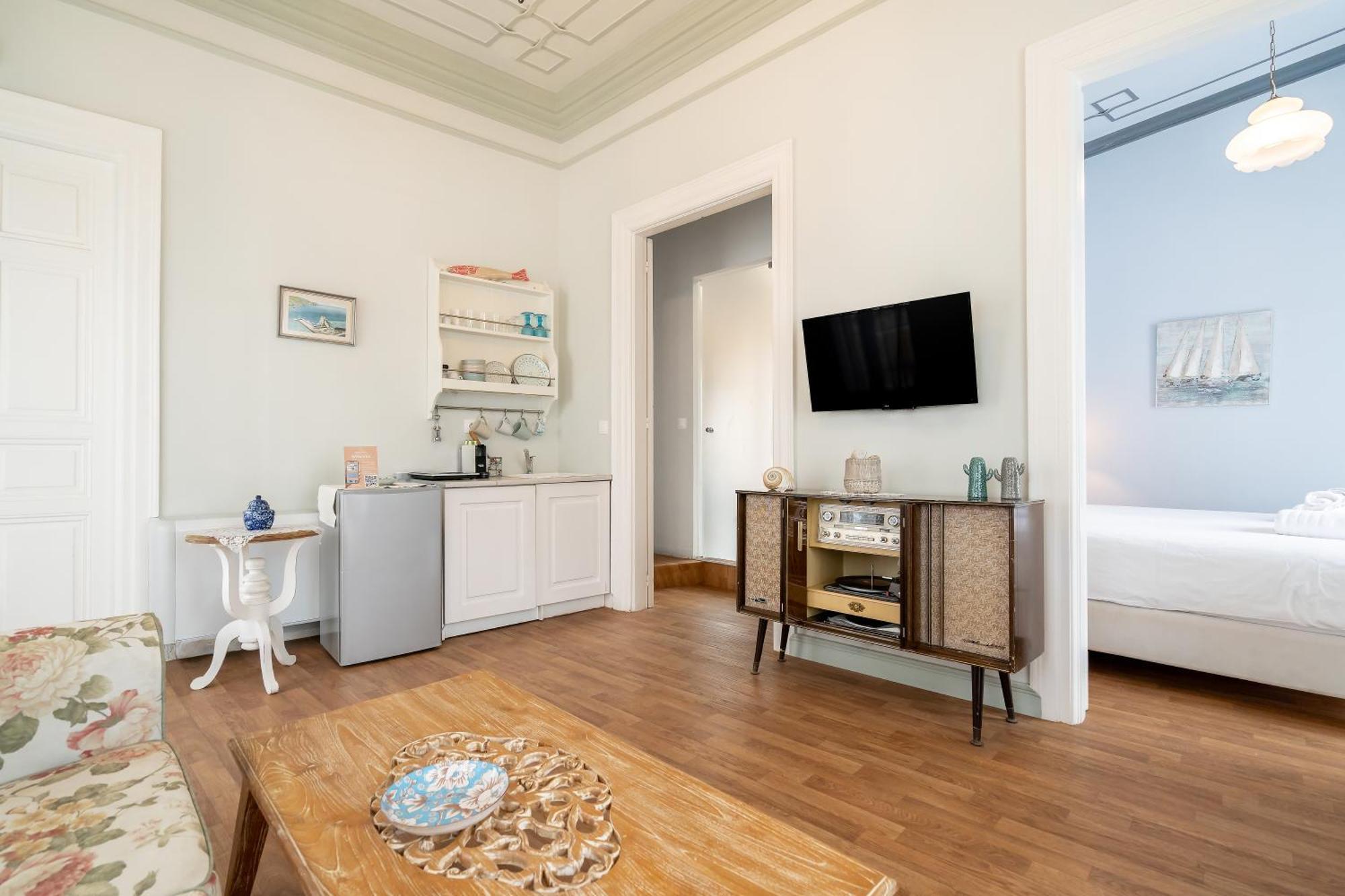 Castel Abaso Boutique Apartments By Explore Andros Luaran gambar